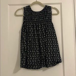 XS Gap sleeveless top
